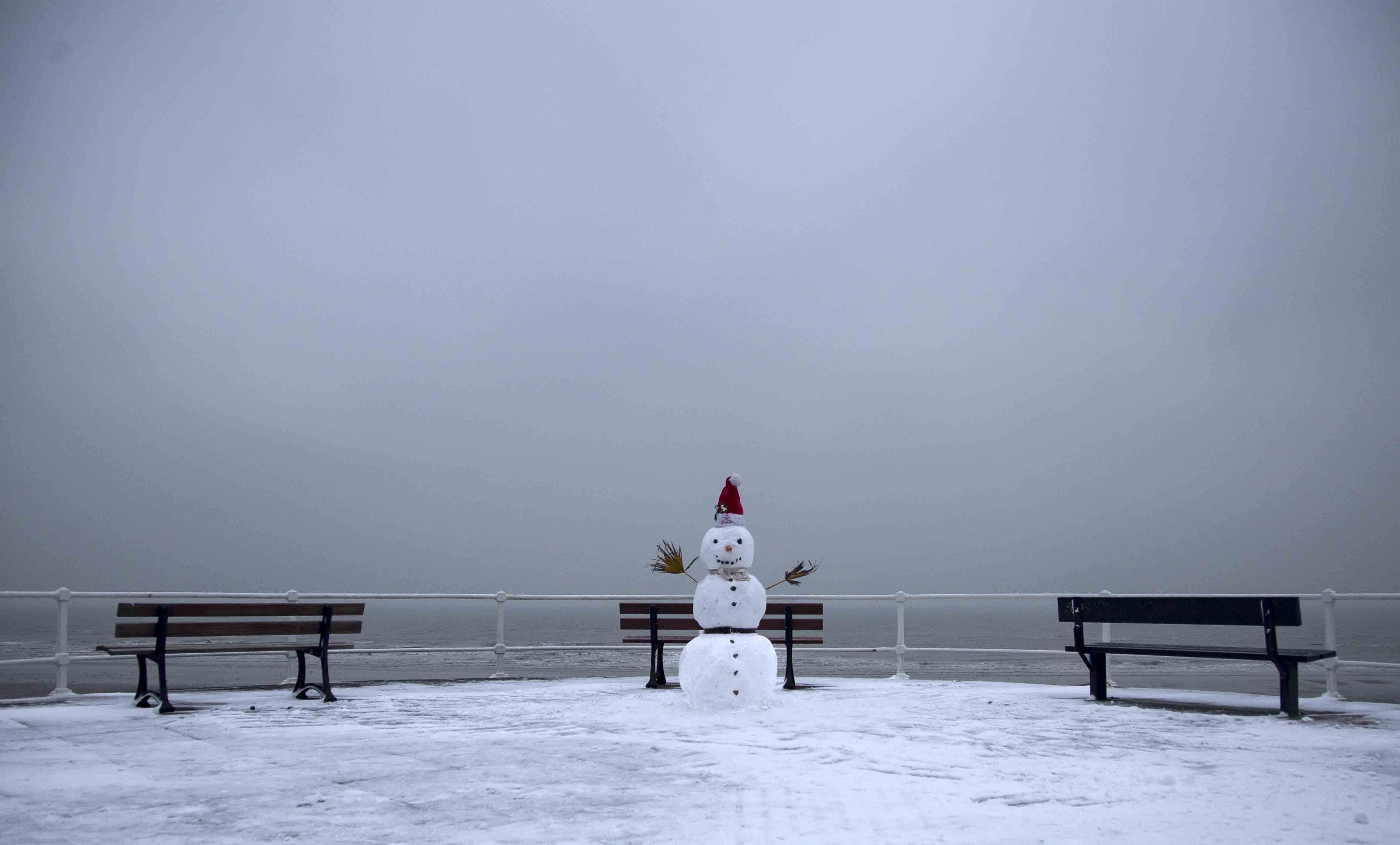 Christmas card, Hastings, Snow man, clare hocter